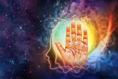 How Can A Palmistry Astrologer In Amritsar Help You Understand Your Destiny?